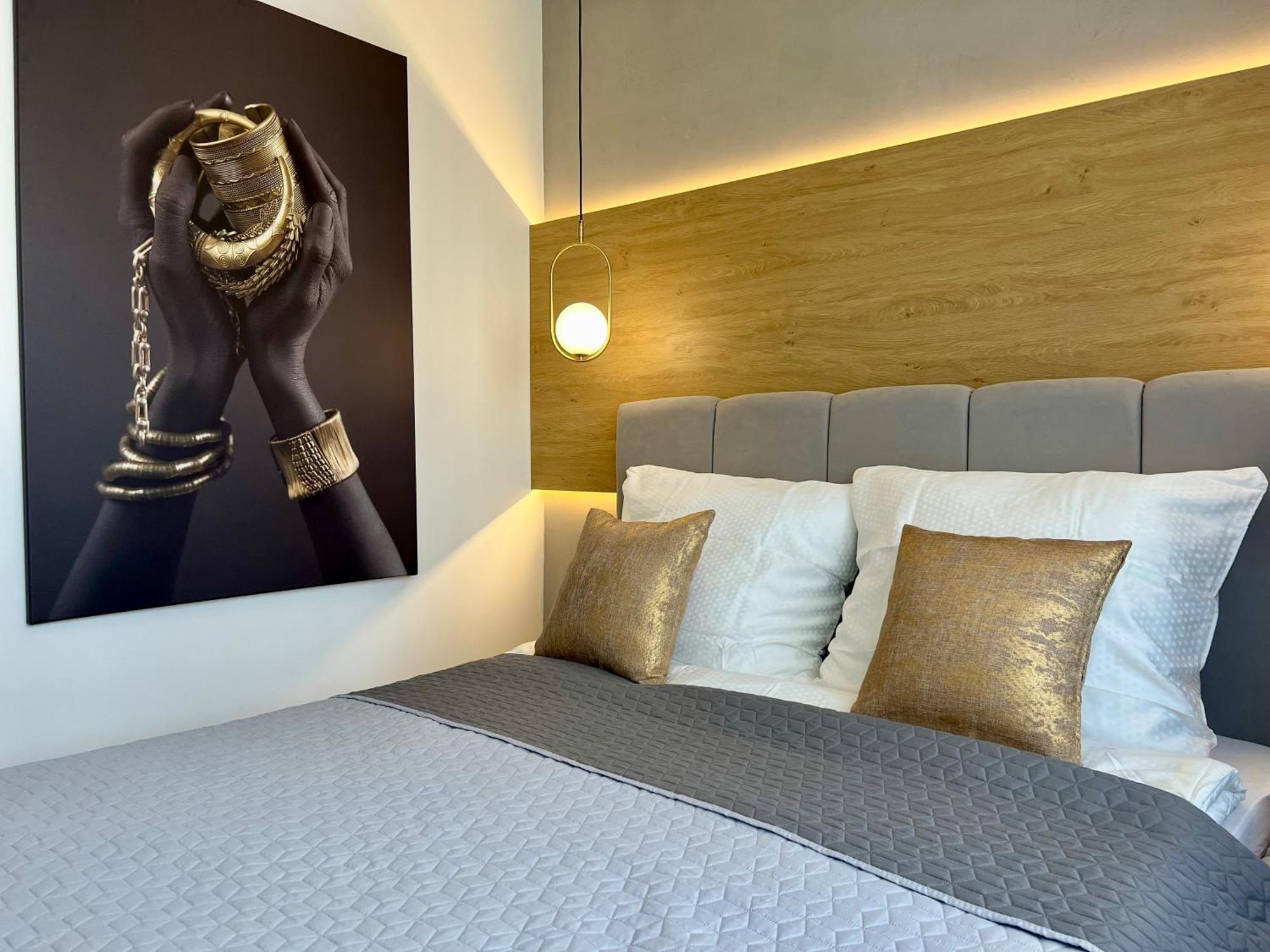 M&S Lux Apartments Kochanowskiego 罗兹 外观 照片